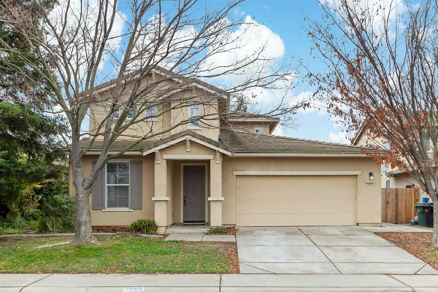 7949 Diamond Rock Dr photo 1