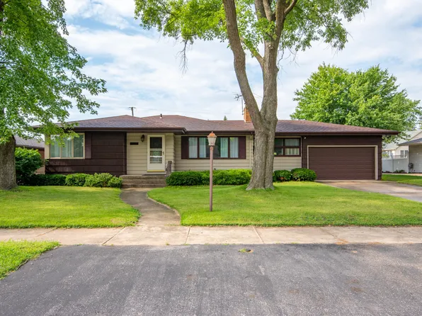 3413 Lincoln St, Highland, IN 46322