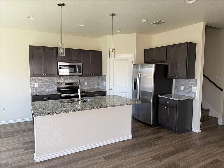 510 Whirlaway Dr #A — Photo 3