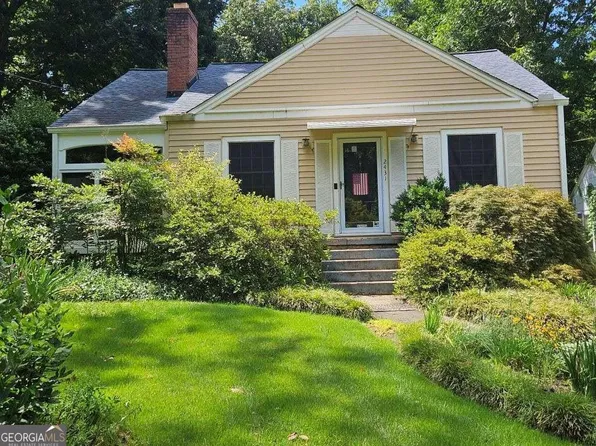 2431 W Woodland Cir, East Point, GA 30344