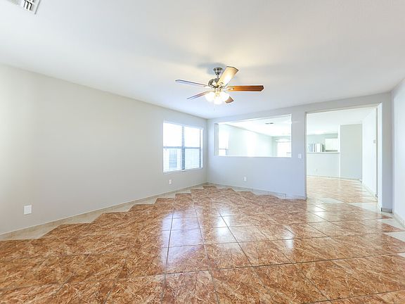 4th image of 11807 W Ester Dr