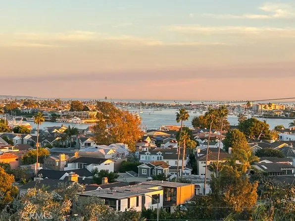 521 Kings Rd, Newport Beach, CA 92663