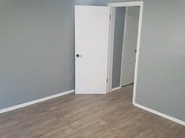2333A Lauretta Ave — Photo 16