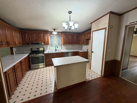 5th image of 1290 Bacon Creek Rd