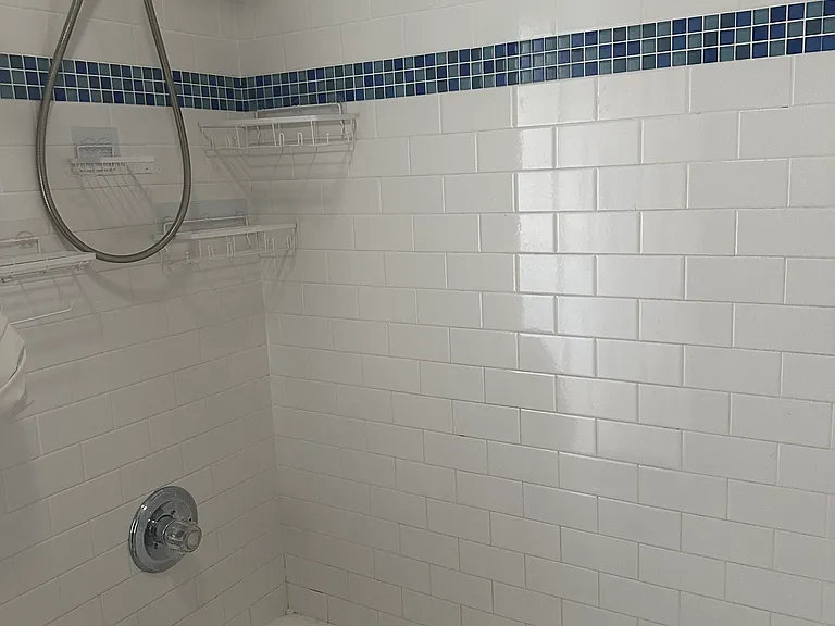 220-222 Beardsley St #2 — Photo 8