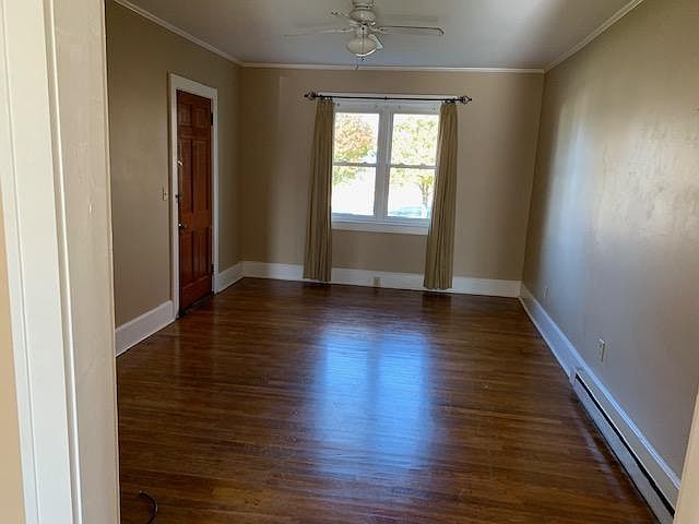 2nd image of 1320 Versailles Rd