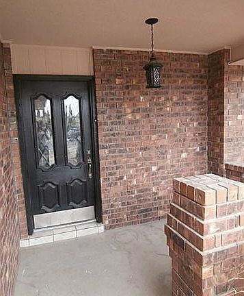 3rd image of 11628 McAuliffe Dr