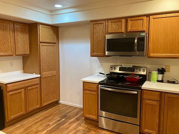 5th image of 4807 Jericho St