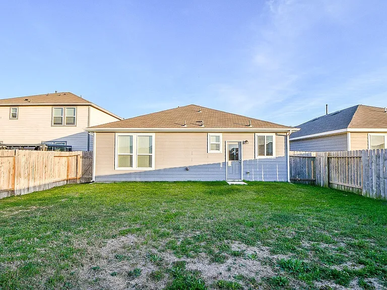 17867 Baleage Ln — Photo 20