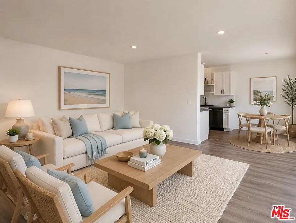 1 bed, 1.0 bath, 1000 sqft, $5,400 — Photo 2