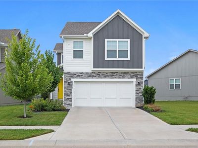 8810 SW 9th Ter, Blue Springs, MO, 64064