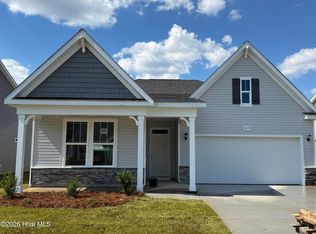 1119 Forest Bend Dr NW, Calabash, NC 28467
