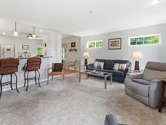 5th image of 2739 Churchview Ave
