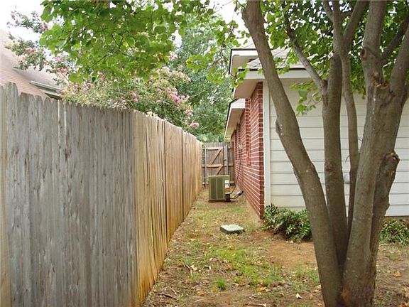 4th image of 2720 Salado Trl