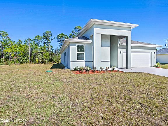 2nd image of 326 San Filippo Dr SE