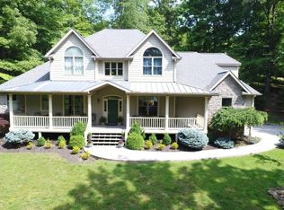 1743 Deerfield Way, La Follette, TN 37766