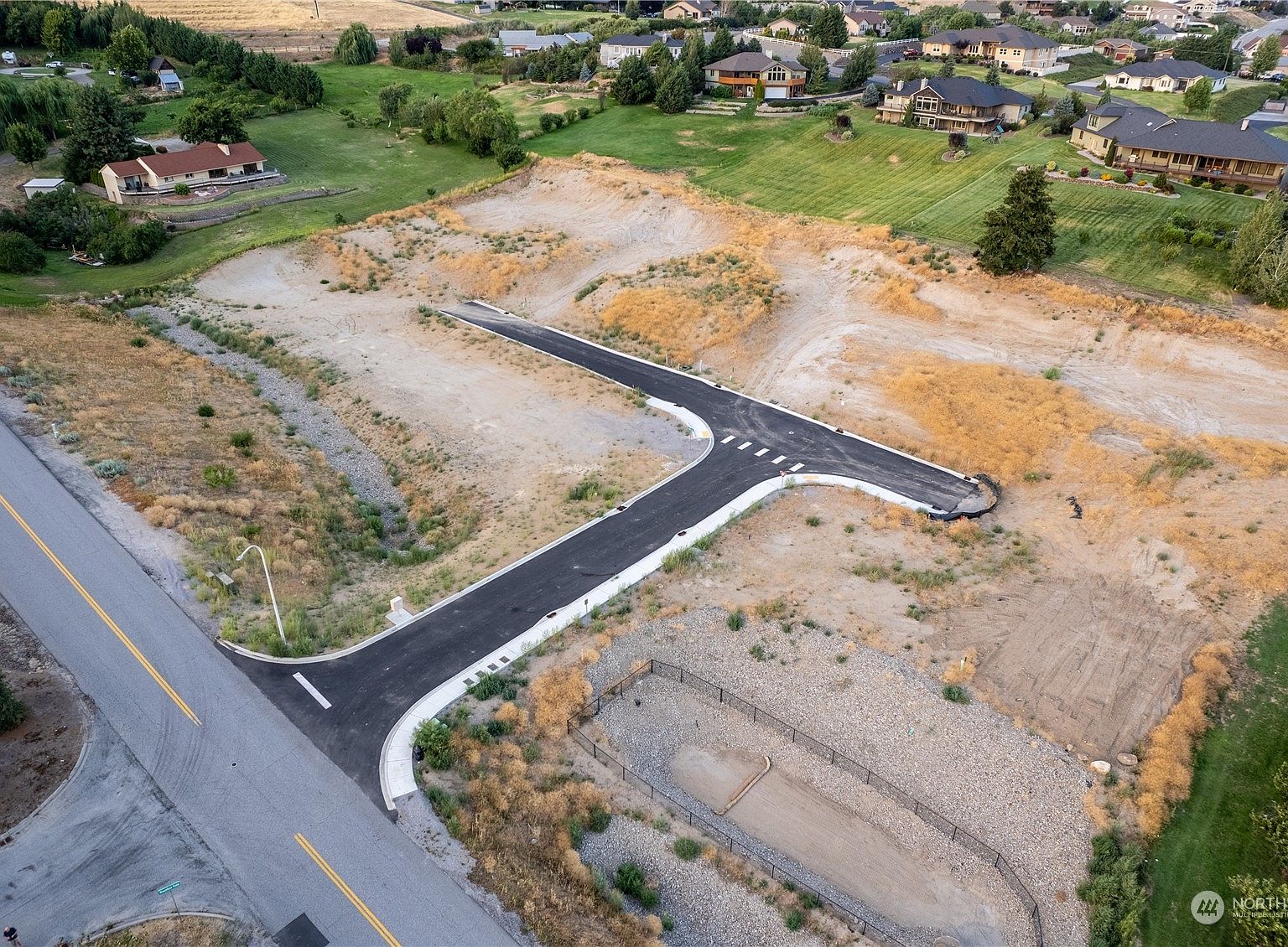 3760 Lucy Lane, East Wenatchee, WA 98802 | MLS #2173849 | Zillow
