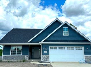 7814 Silverado Dr, Monclova, OH 43542