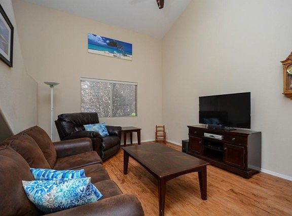 5th image of 8085 W Beck Ln