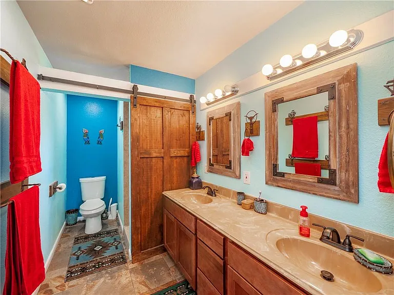 691 Tamarack Dr — Photo 25