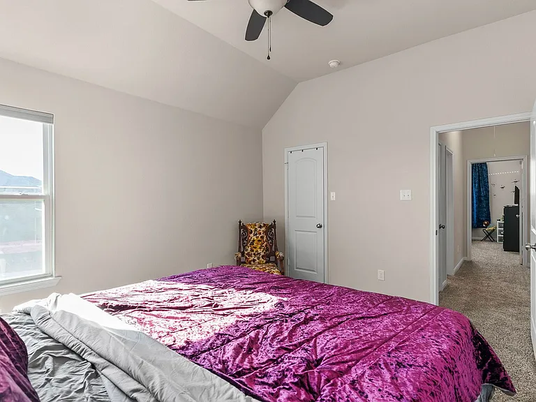 3700 Addison St — Photo 2