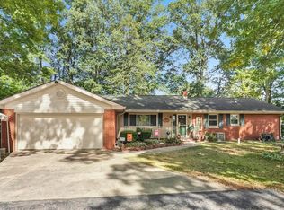 74 Westlake Dr, Garrett, IN 46738
