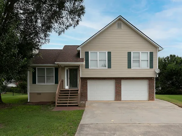 16 Huntcliff Dr, Cartersville, GA 30121