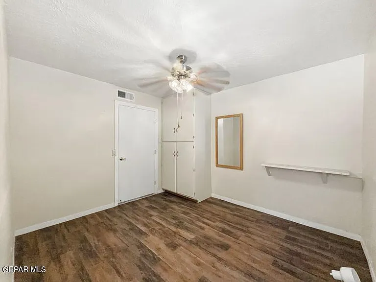 921 Olive Ave — Photo 17