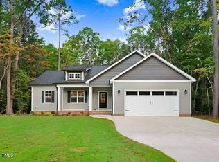 303 Cherrybirch Ln, Zebulon, NC 27597