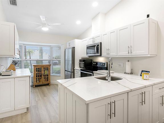 3rd image of 8075 SE Bristlecone Place