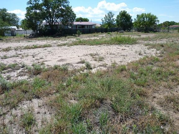 5th image of 945 E Pueblo Dr