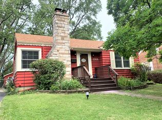 1306 Olive Rd, Homewood, IL 60430