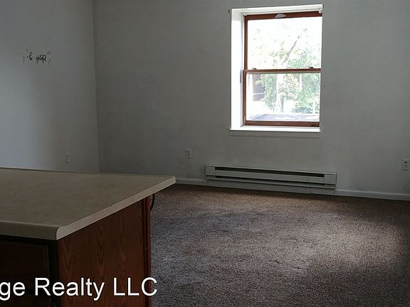 4th image of 999 Dana Ave APT 1