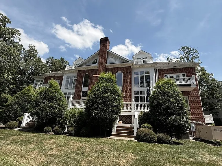 161 John Browning — Photo 34