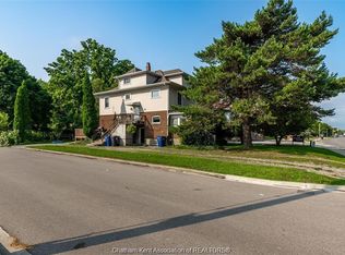266 Grand Ave W, Chatham Kent, ON N7L 1C1