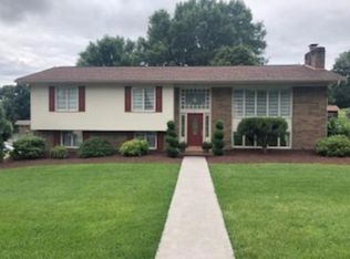 251 Woodway Cir, Bluff City, TN 37618
