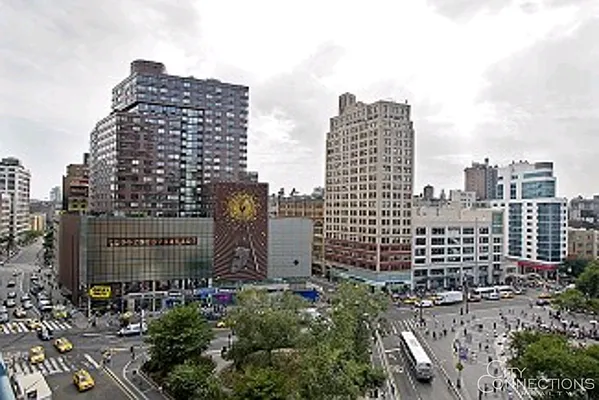 Rented by City Connections Realty | media 28