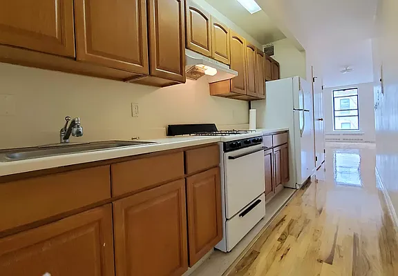 Rented by Compass | media 6