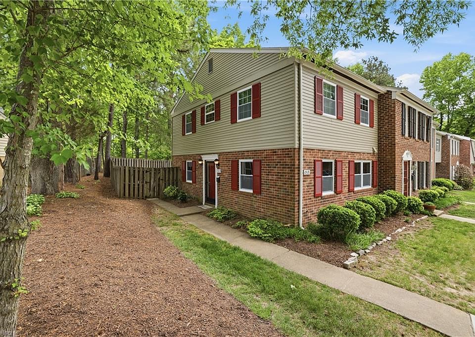 1st image of 1513 Heritage Hill Dr