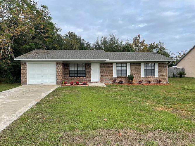 1st image of 223 E Gardenia Dr