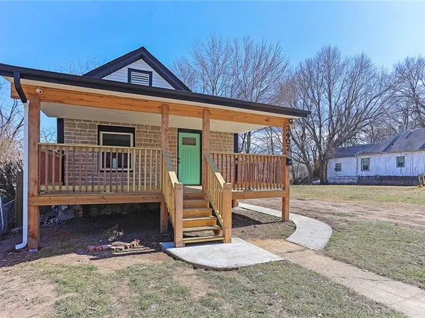3407 Brooklyn Ave, Kansas City, MO 64109