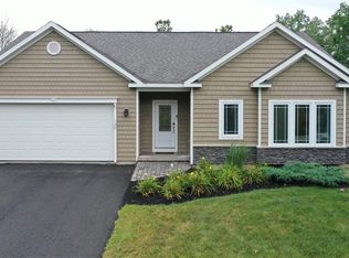 102 Edwards Falls Ln, Manlius, NY 13104