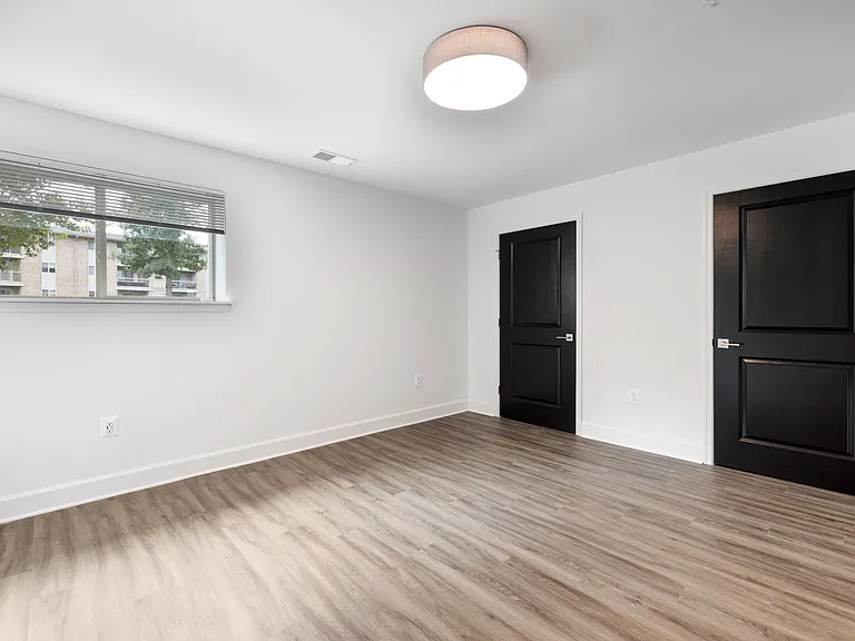 Tuscany Woods Apartments — Photo 64