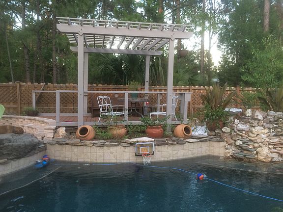 2nd image of 9 Primrose Ln