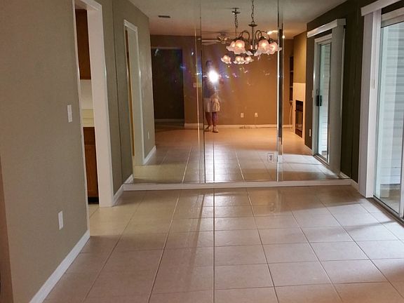 5th image of 3210 Valley Oaks Dr