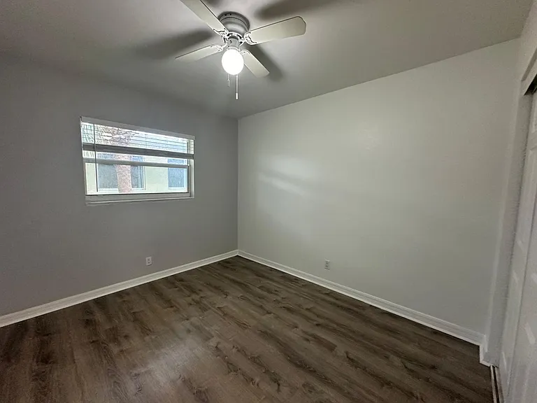 2640 NE 8th Ave — Photo 18