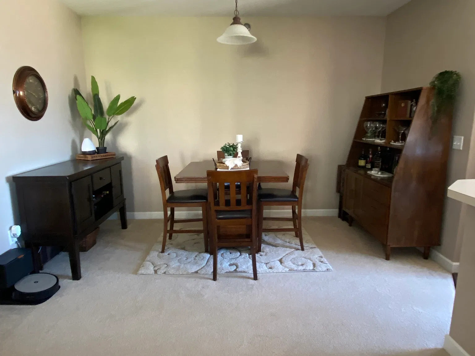 1 bed, 1265 sqft, $2,250 — Photo 3