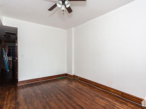 2nd image of 2704 N Ashland Ave #1F