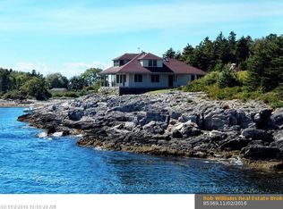 69 Pasture Rd, Bailey Island, ME 04003