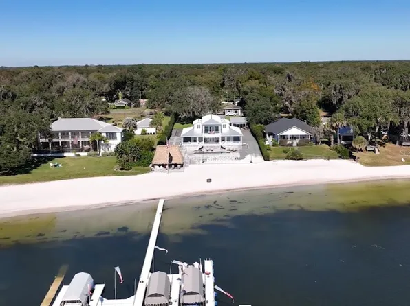 13050 E Highway 25, Ocklawaha, FL 32179